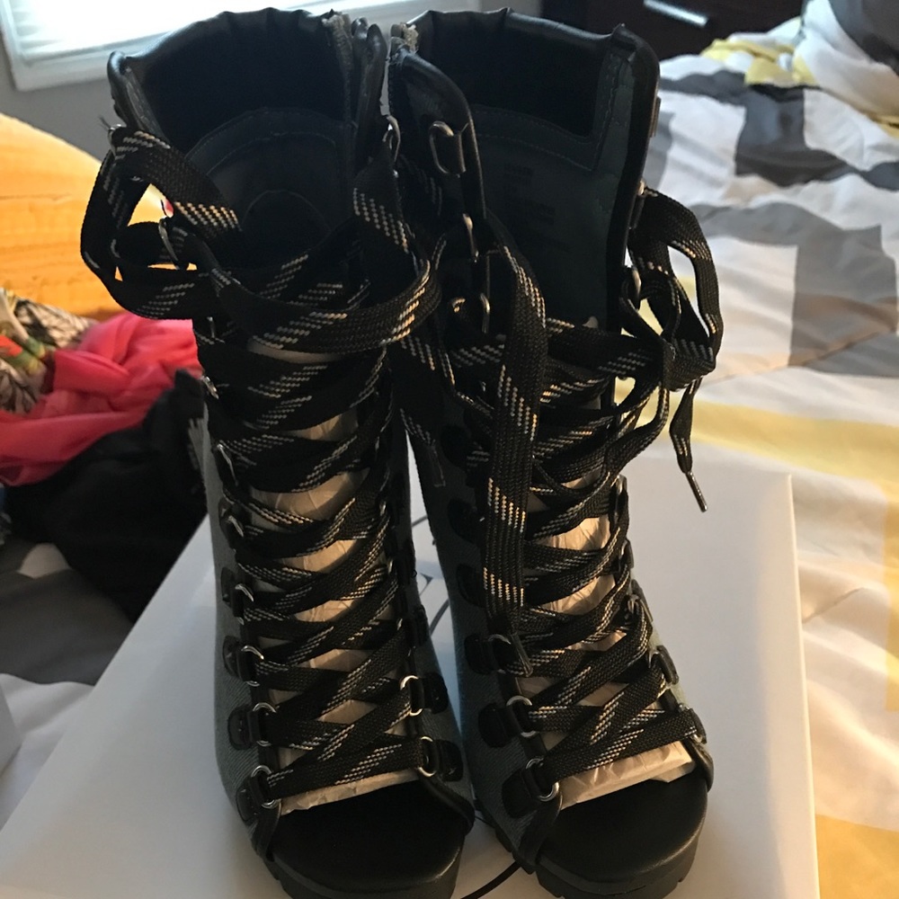 Steve Madden Boots